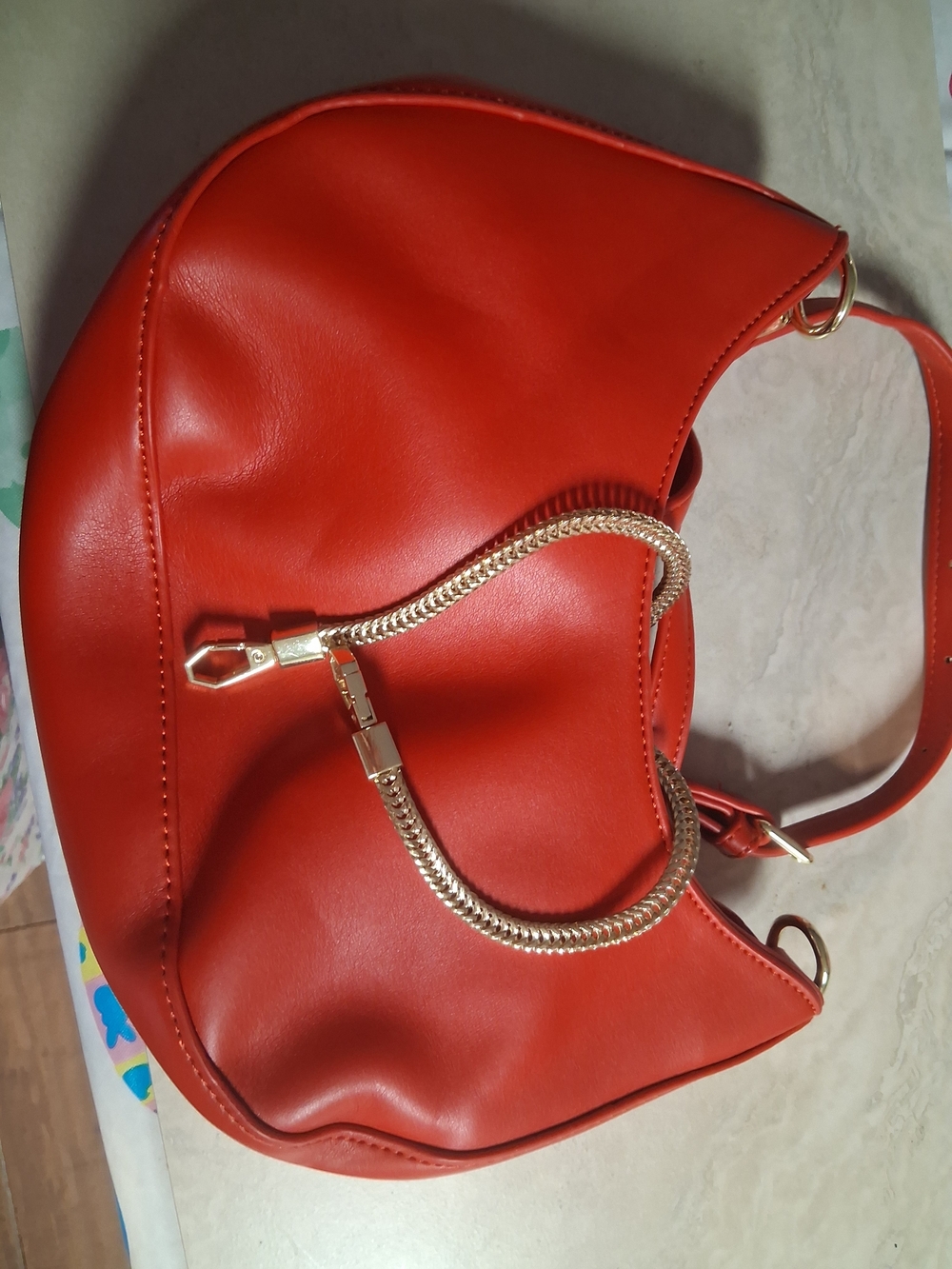 Red Shoulder Bag with Gold Chain Accent Nwot